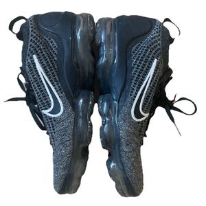 Nike Black and Gray VaporMax FlyKnit “Oreo” Sneakers Size 6 2021